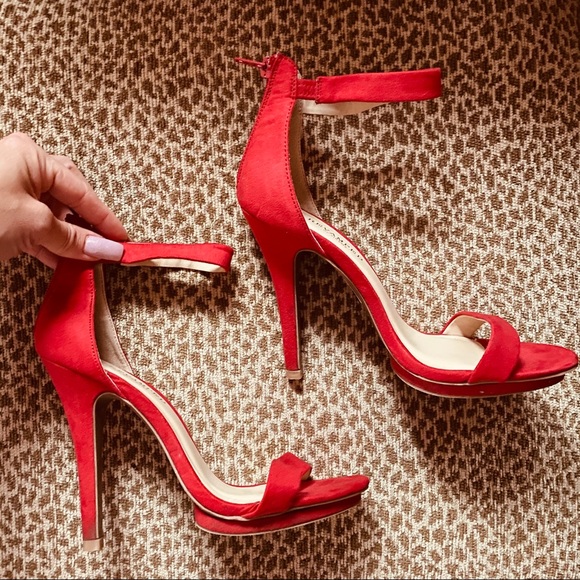 Size 7 Ankle Strappy Heels - Picture 1 of 3